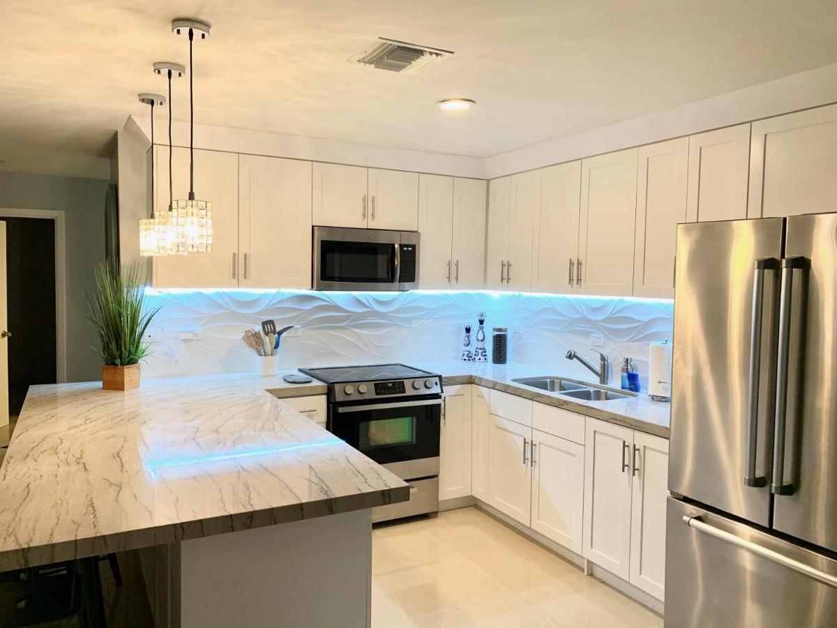 Beachfront Condo W Pools Steps To Beach & Mins To Dt Rosarito Exterior photo