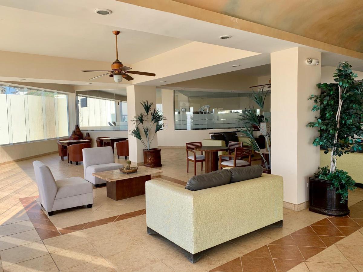 Beachfront Condo W Pools Steps To Beach & Mins To Dt Rosarito Exterior photo